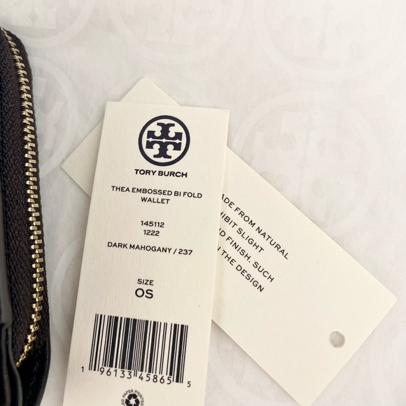 🌸NEW🌸❤️Tory Burch bifold wallet - Picture 9 of 9